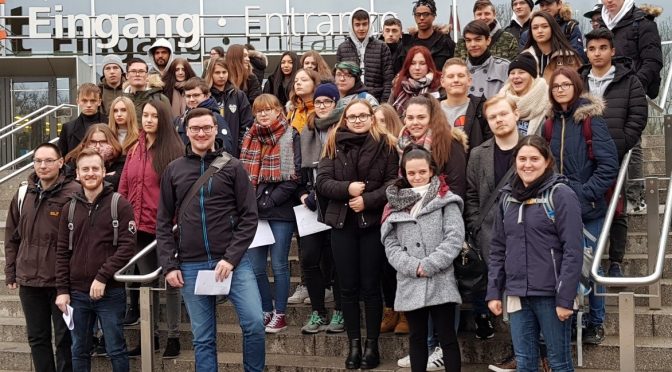 Find‘ heraus, was in dir steckt: Gustl-Lang-Schule besucht die Berufsbildungsmesse 2018 in Nürnberg